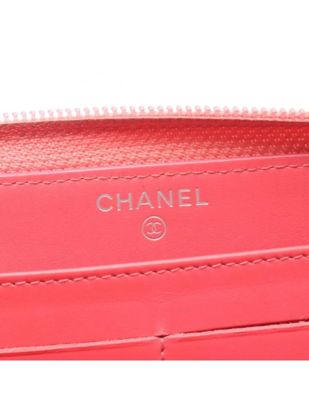 Chanel Round Wallet CC Logo Pink Caviar Leather CC